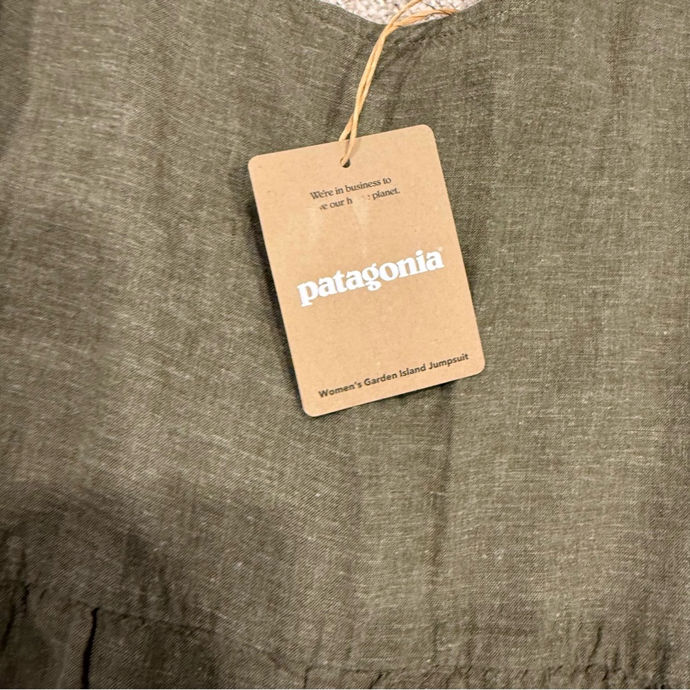 Women’s Patagonia Garden Island Jumpsuit River Rock Green - Picture 6 of 6